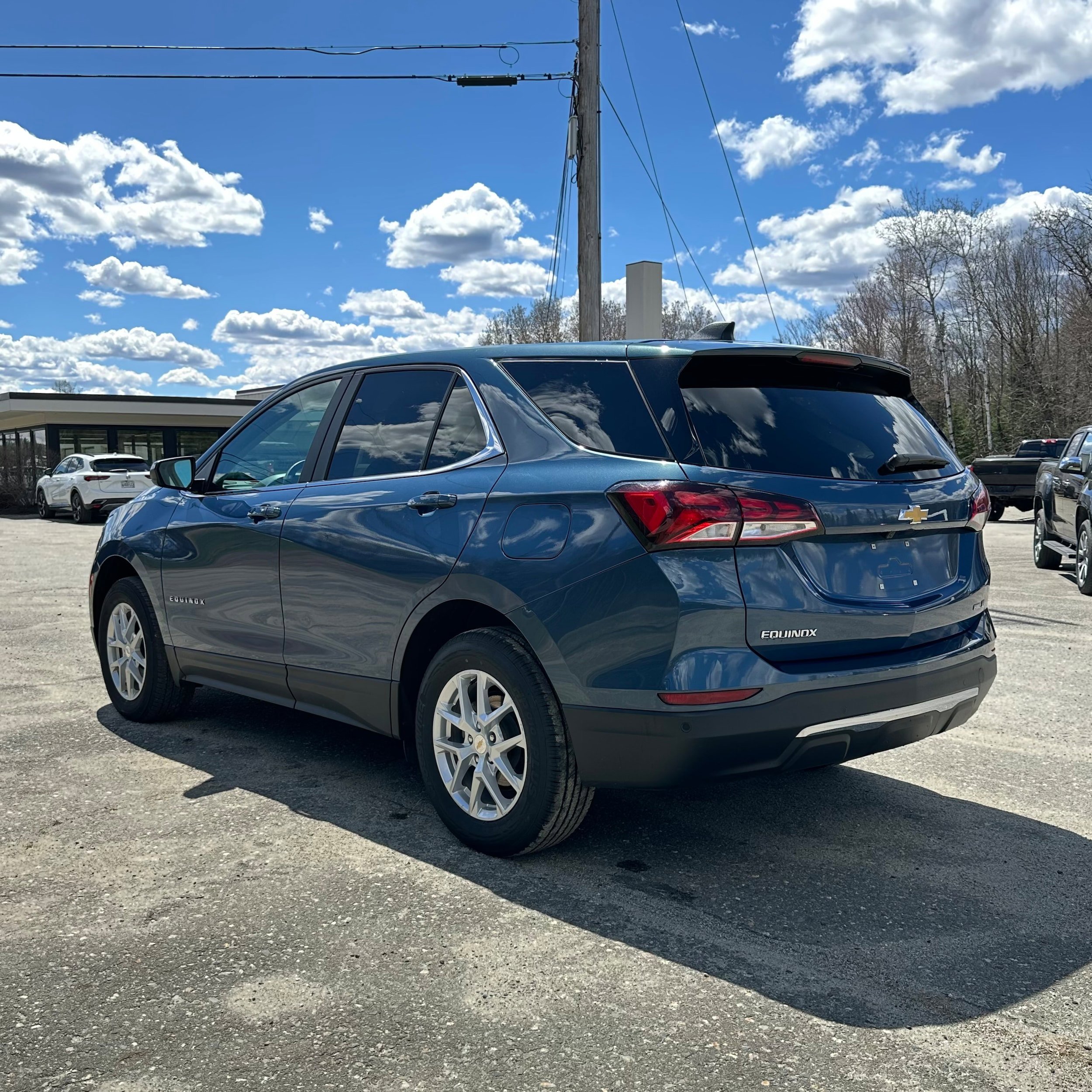 Used 2024 Chevrolet Equinox LT AWD/4WD image 5