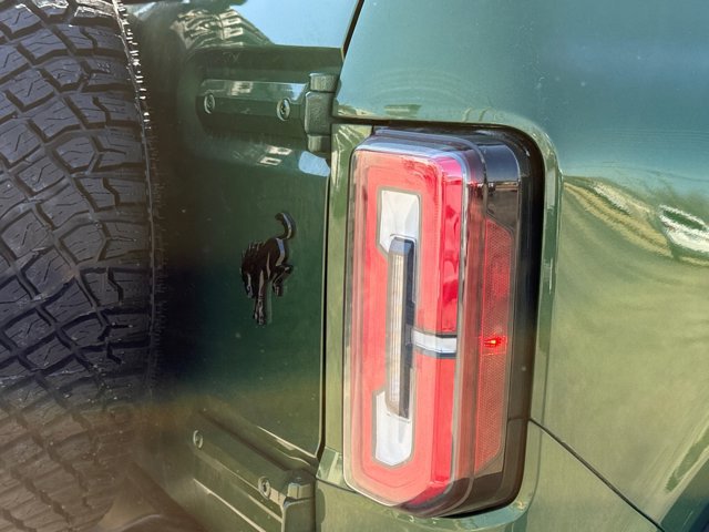 Used 2024 Ford Bronco Wildtrak image 16