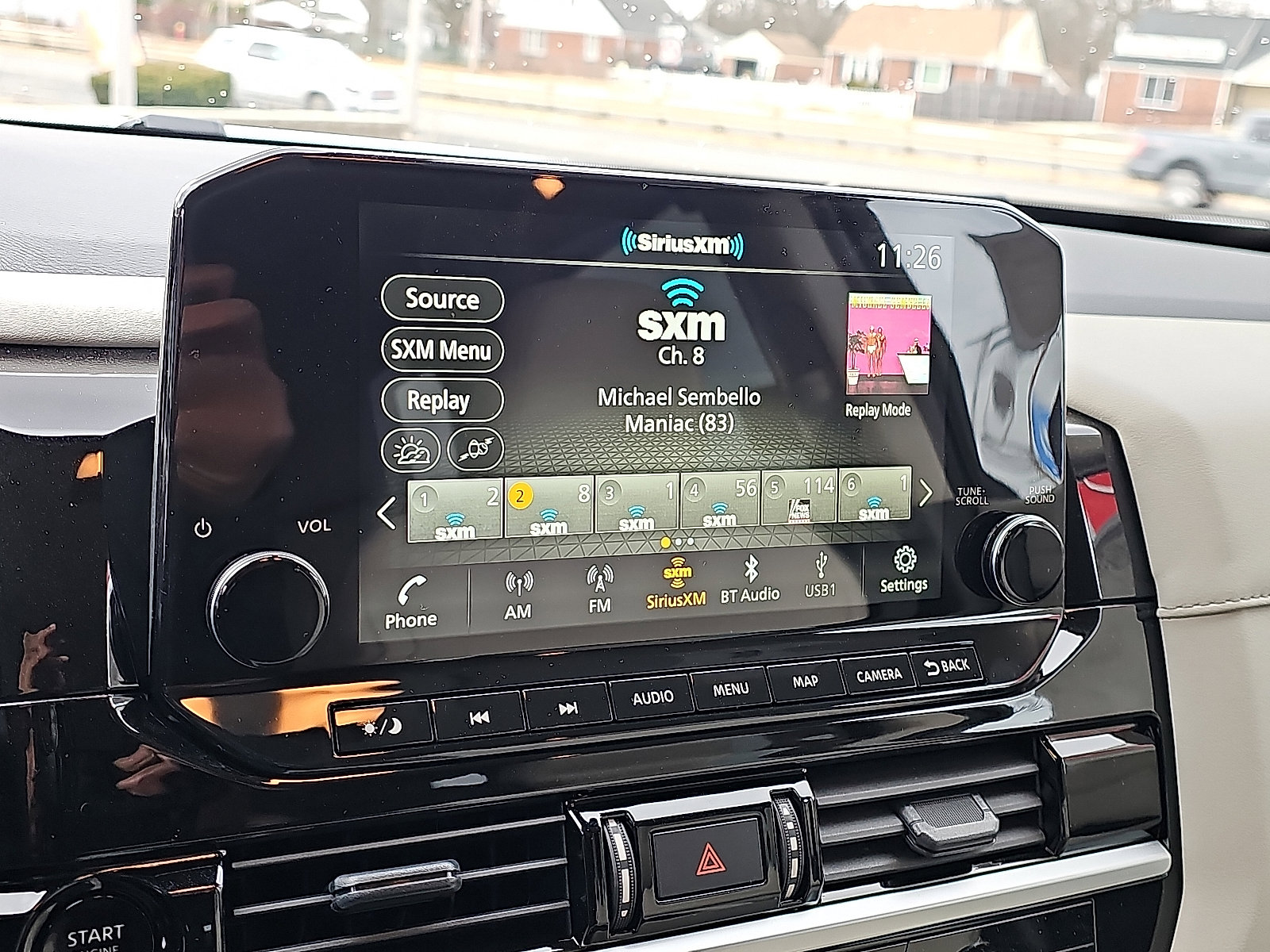 New 2025 Nissan Pathfinder SL image 12