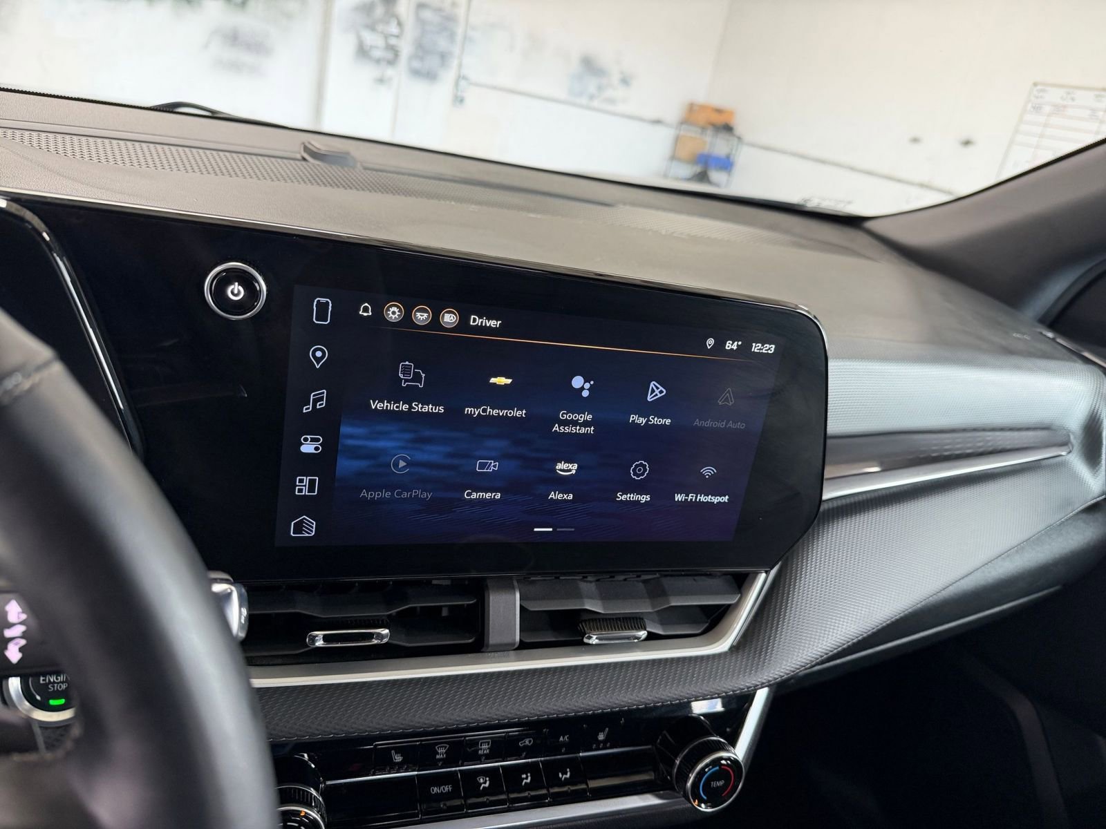 Used 2025 Chevrolet Equinox LT image 21