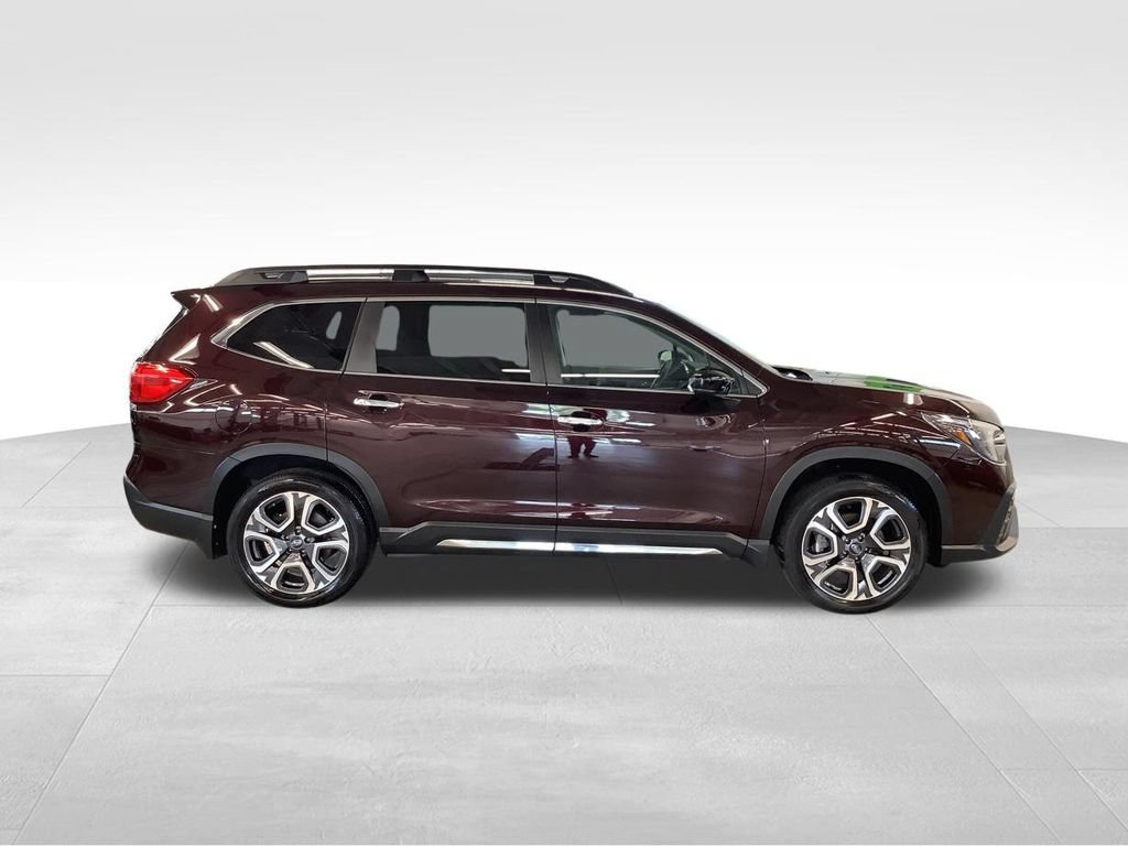 Used 2025 Subaru Ascent Touring AWD/4WD image 28