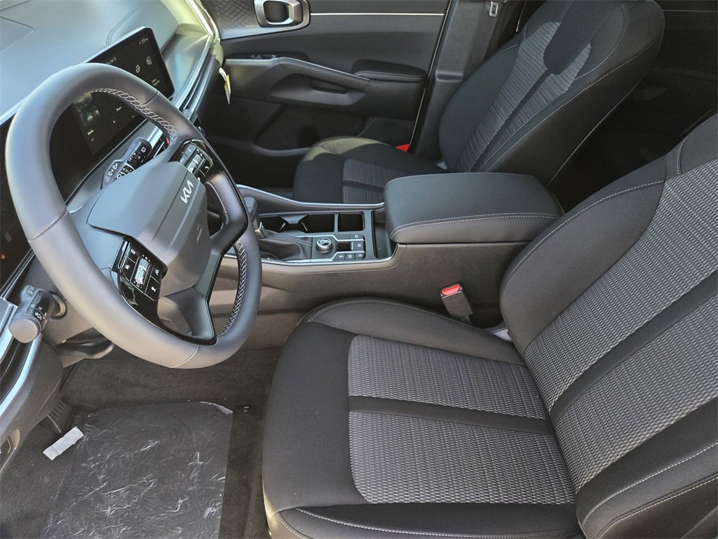 New 2026 Kia Sorento LX image 9