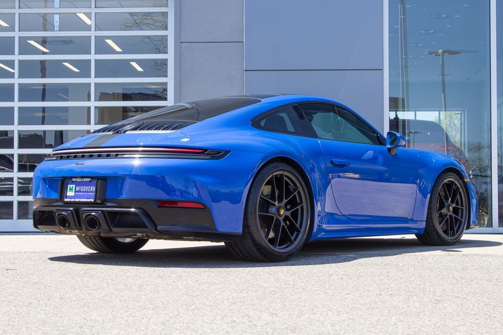 Used 2025 Porsche 911 Carrera 4 GTS AWD/4WD image 10