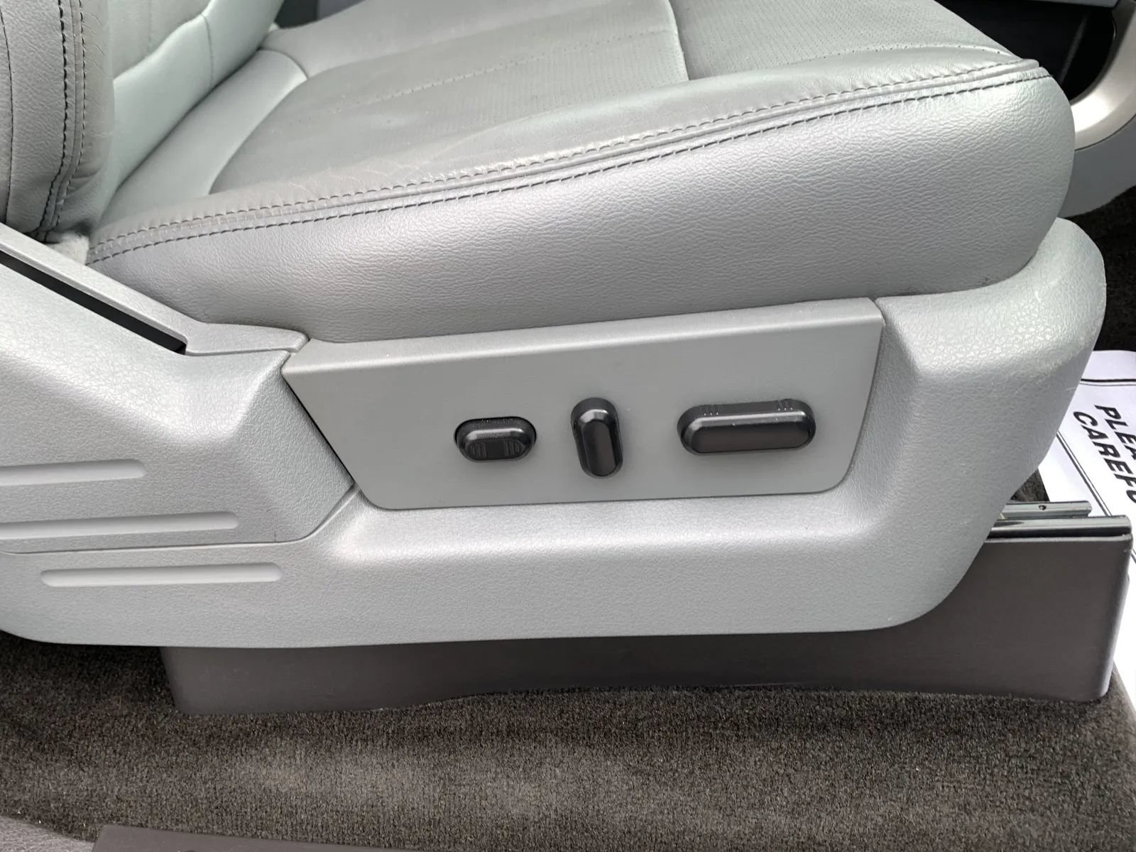 Used 2014 Ford F150 Lariat w/ Equipment Group 501A Mid RWD image 28