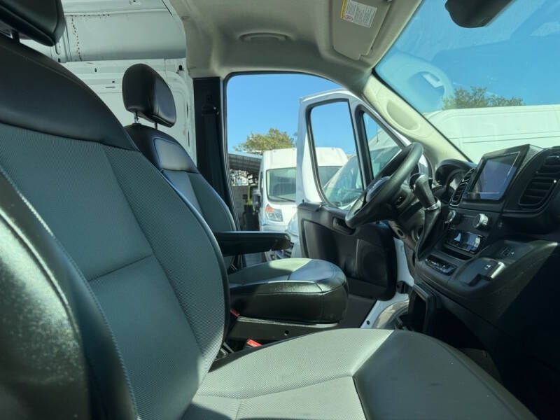 Used 2023 RAM ProMaster 2500 FWD image 14