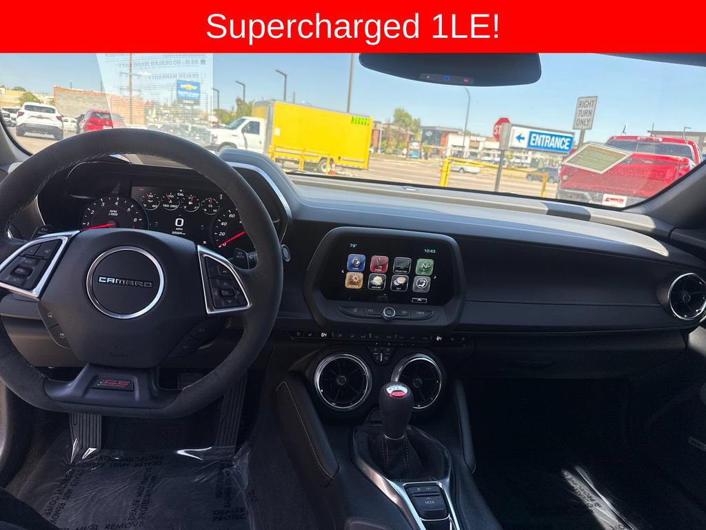 Used 2018 Chevrolet Camaro SS RWD image 11