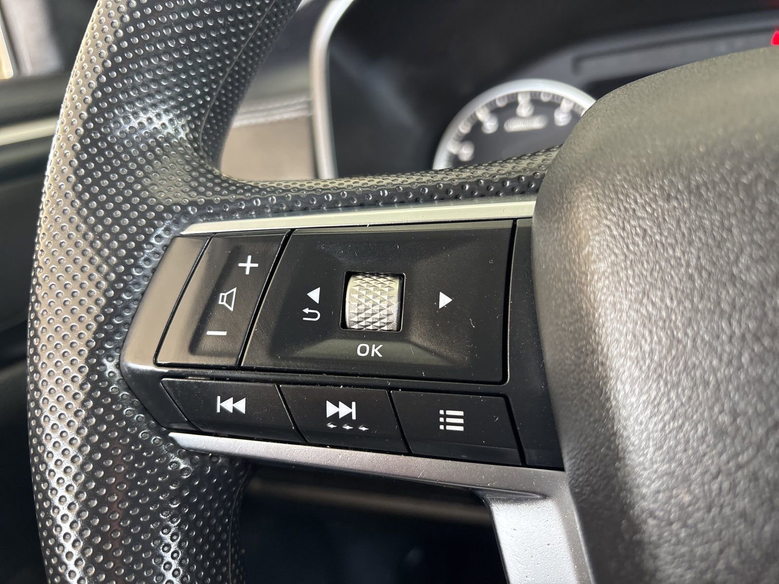 Used 2022 Mitsubishi Outlander ES AWD/4WD image 25