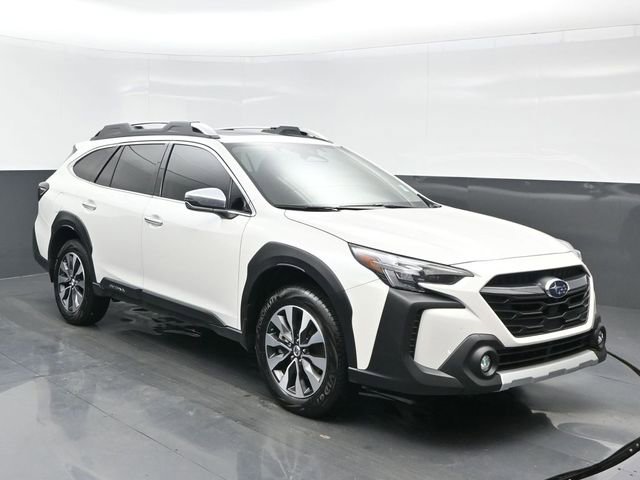 Used 2025 Subaru Outback Touring image 8
