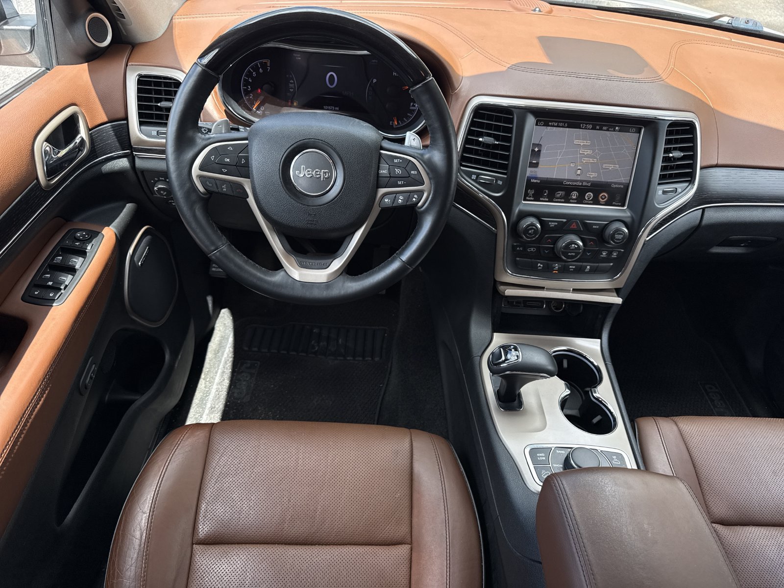 Used 2015 Jeep Grand Cherokee Summit AWD/4WD image 13