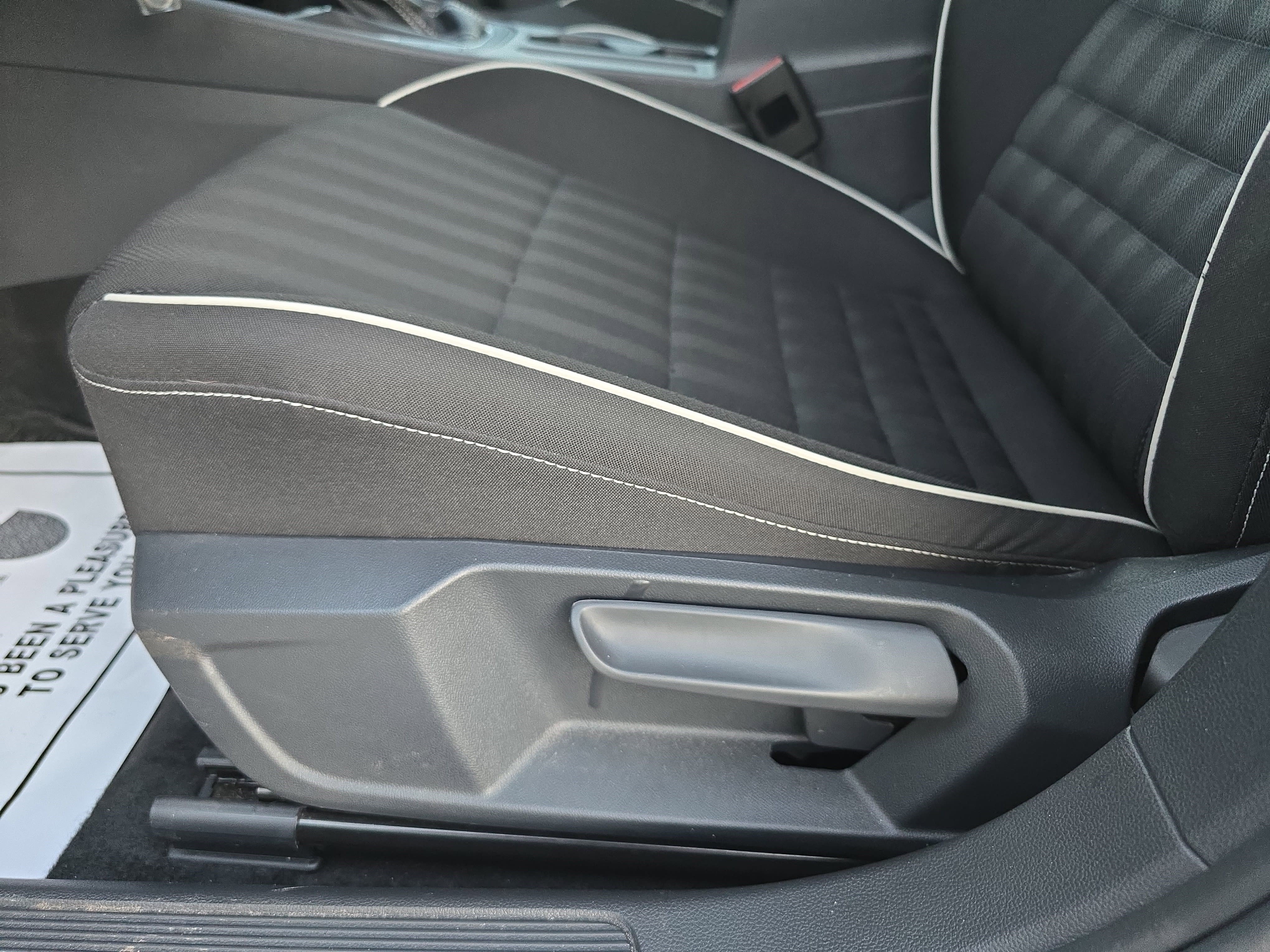 Used 2024 Volkswagen Jetta Sport image 27