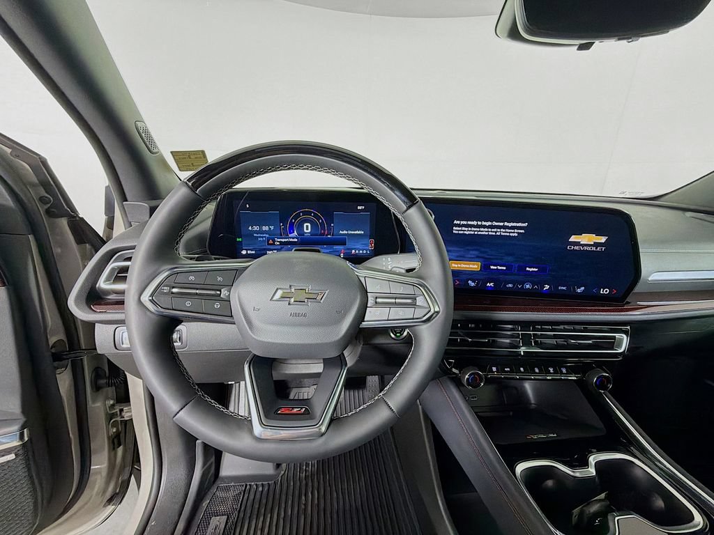 New 2026 Chevrolet Traverse Z71 w/ Enhanced Driving Package AWD/4WD image 12