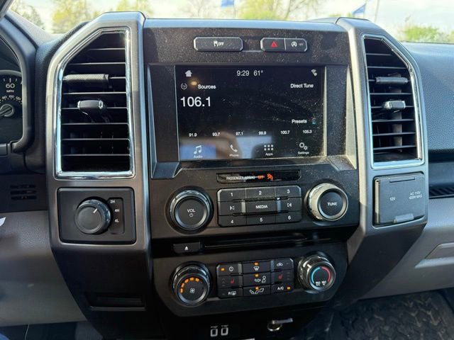 Used 2016 Ford F150 XLT w/ Equipment Group 302A Luxury AWD/4WD image 15