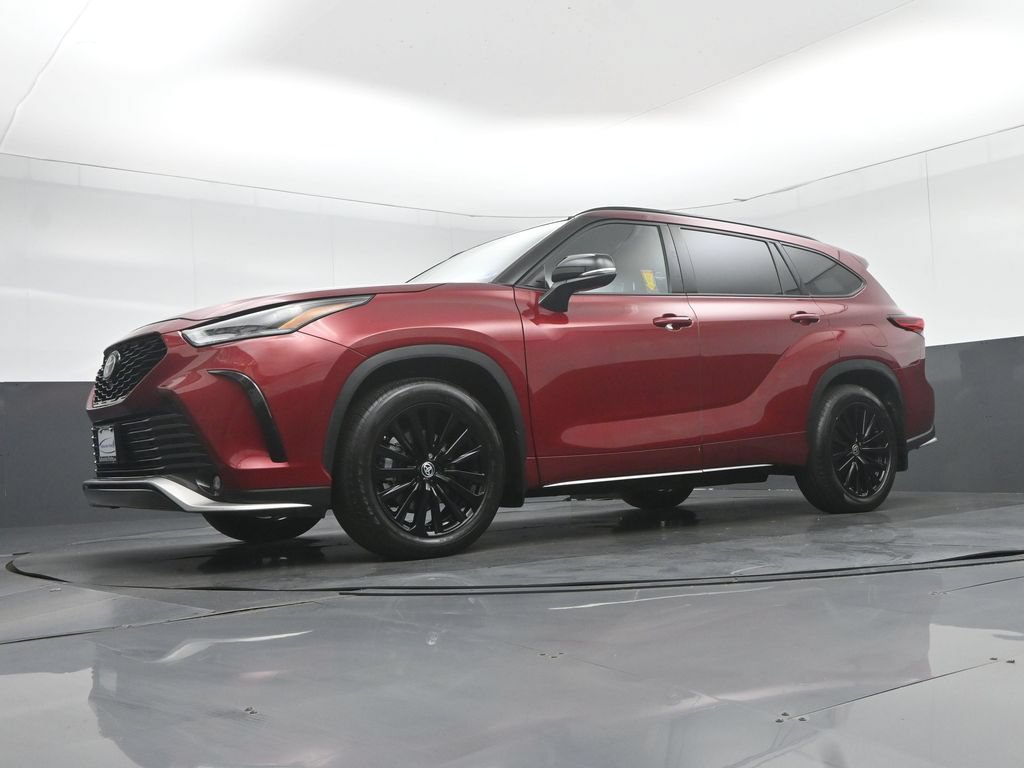 Used 2023 Toyota Highlander XSE FWD image 70