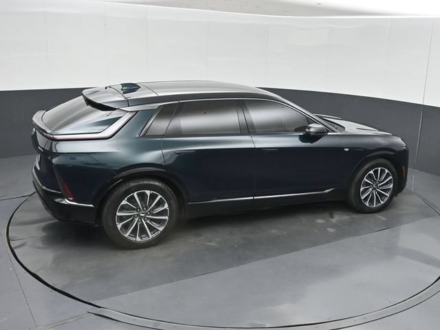 Used 2024 Cadillac Lyriq Sport w/ LPO, Floor Liner Package AWD/4WD image 38