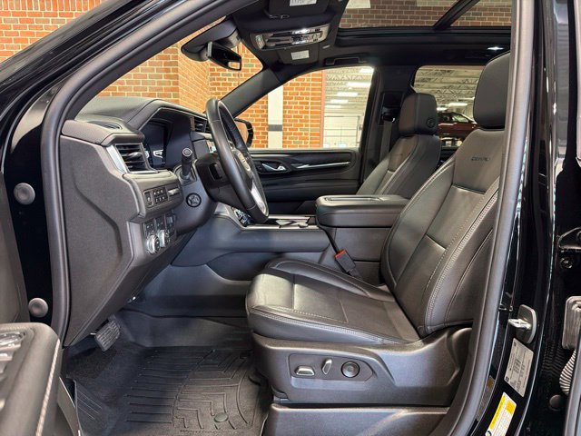 Used 2023 GMC Yukon XL Denali w/ Max Trailering Package AWD/4WD image 13