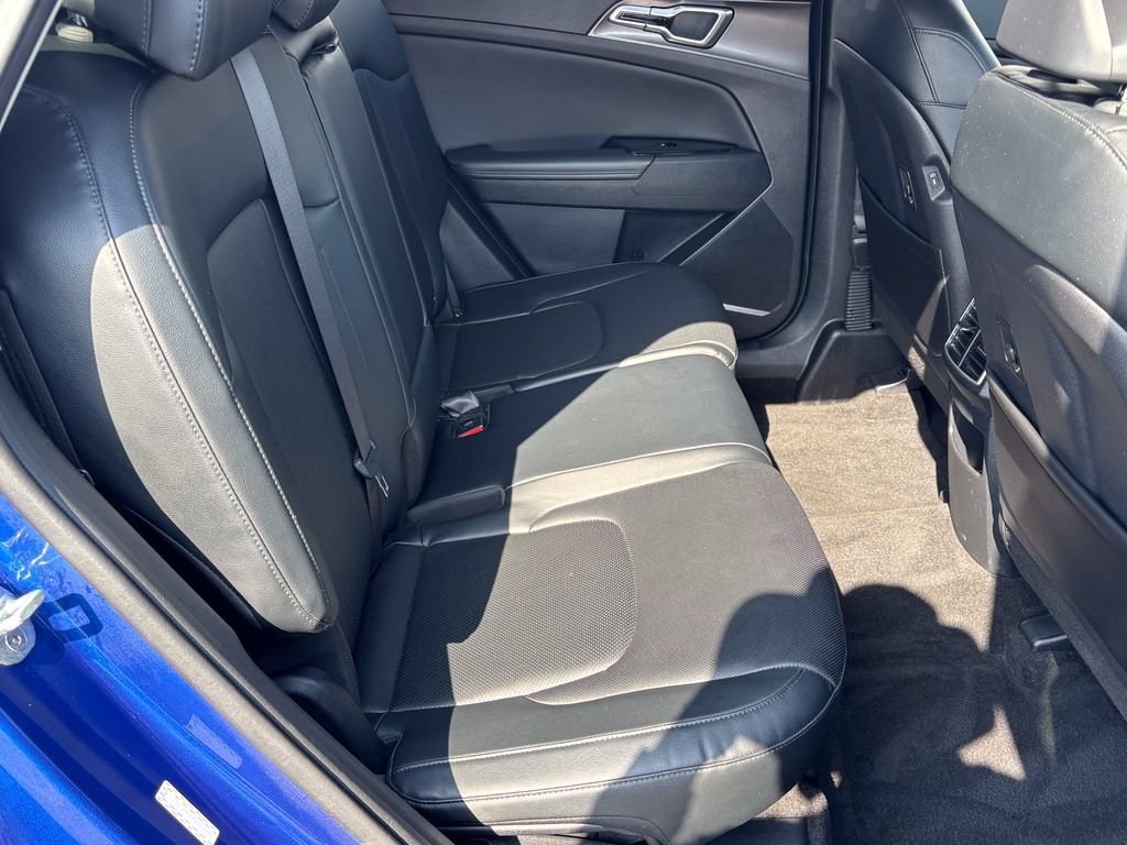 Used 2023 Kia Sportage EX AWD/4WD image 38