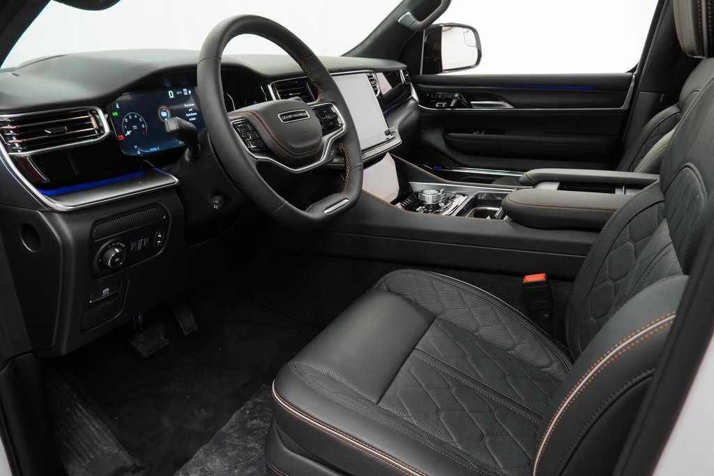 New 2025 Jeep Grand Wagoneer Series III w/ Rear Seat Video Group 1 image 16