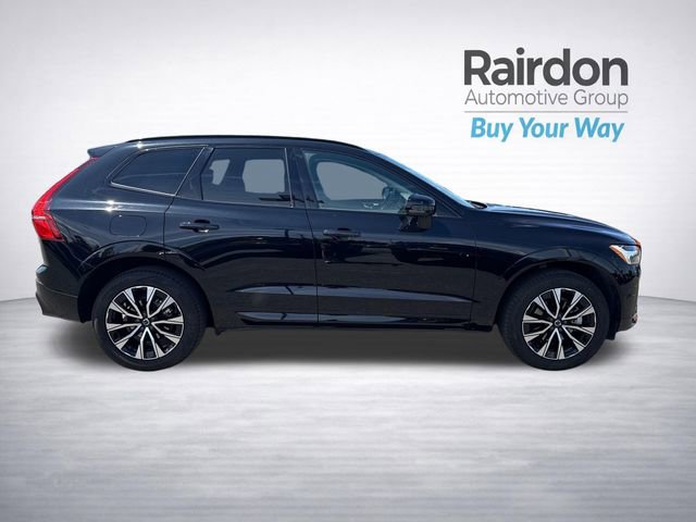 Used 2025 Volvo XC60 B5 Plus AWD/4WD image 8