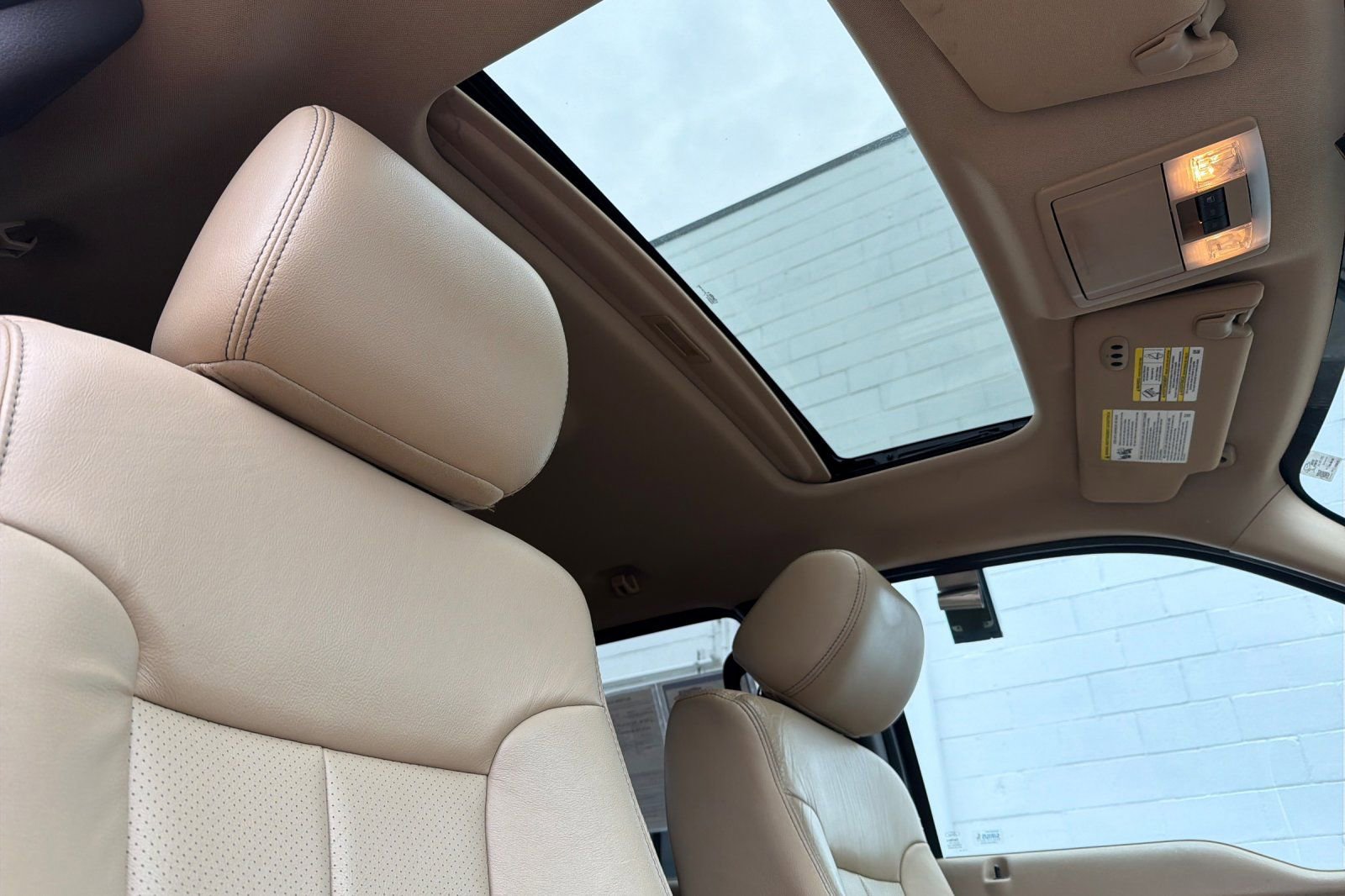 Used 2013 Ford F150 Lariat w/ Luxury Equipment Group image 16