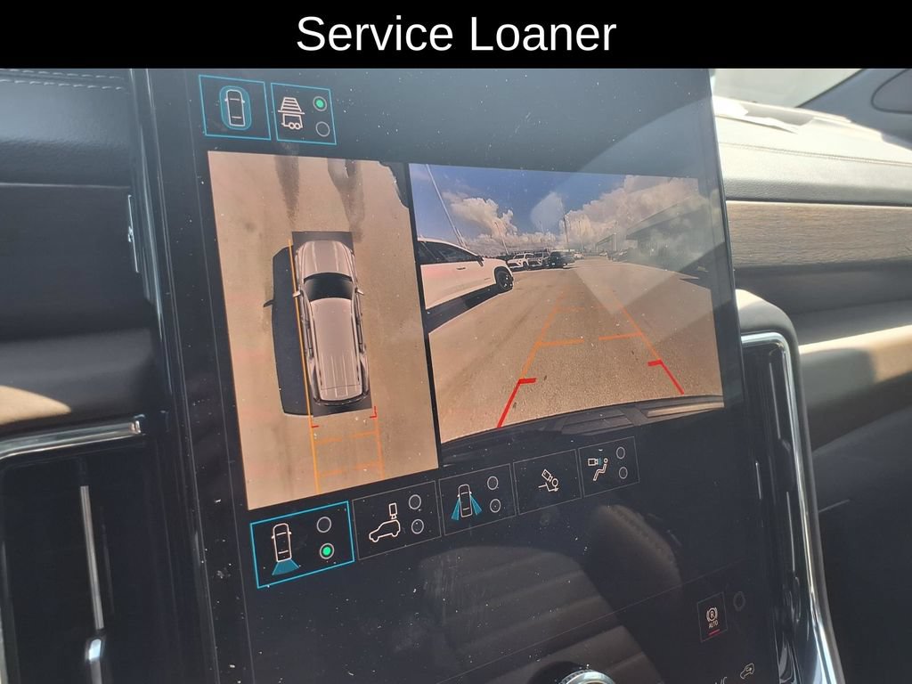 New 2026 GMC Yukon Denali Ultimate AWD/4WD image 16