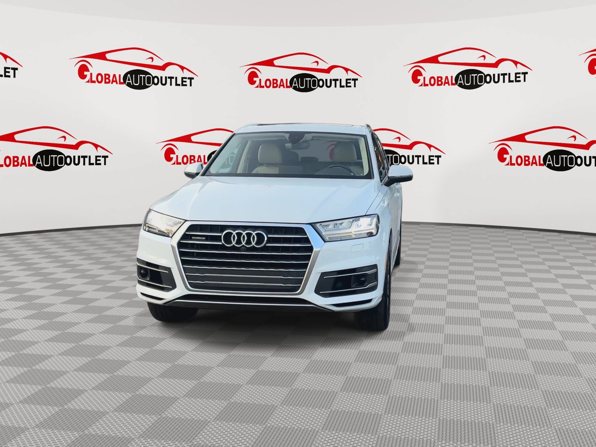 Used 2017 Audi Q7 3.0T Premium Plus AWD/4WD image 4