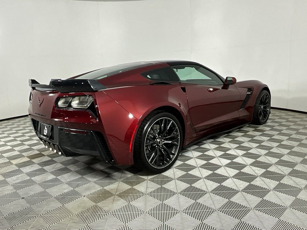 Used 2016 Chevrolet Corvette Z06 w/ 2LZ Preferred Equipment Group image 4