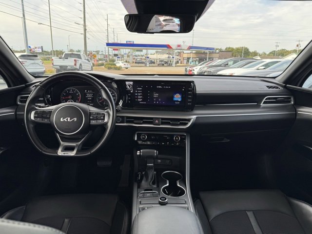 Used 2023 Kia K5 GT-Line w/ GT-Line Premium Package image 8