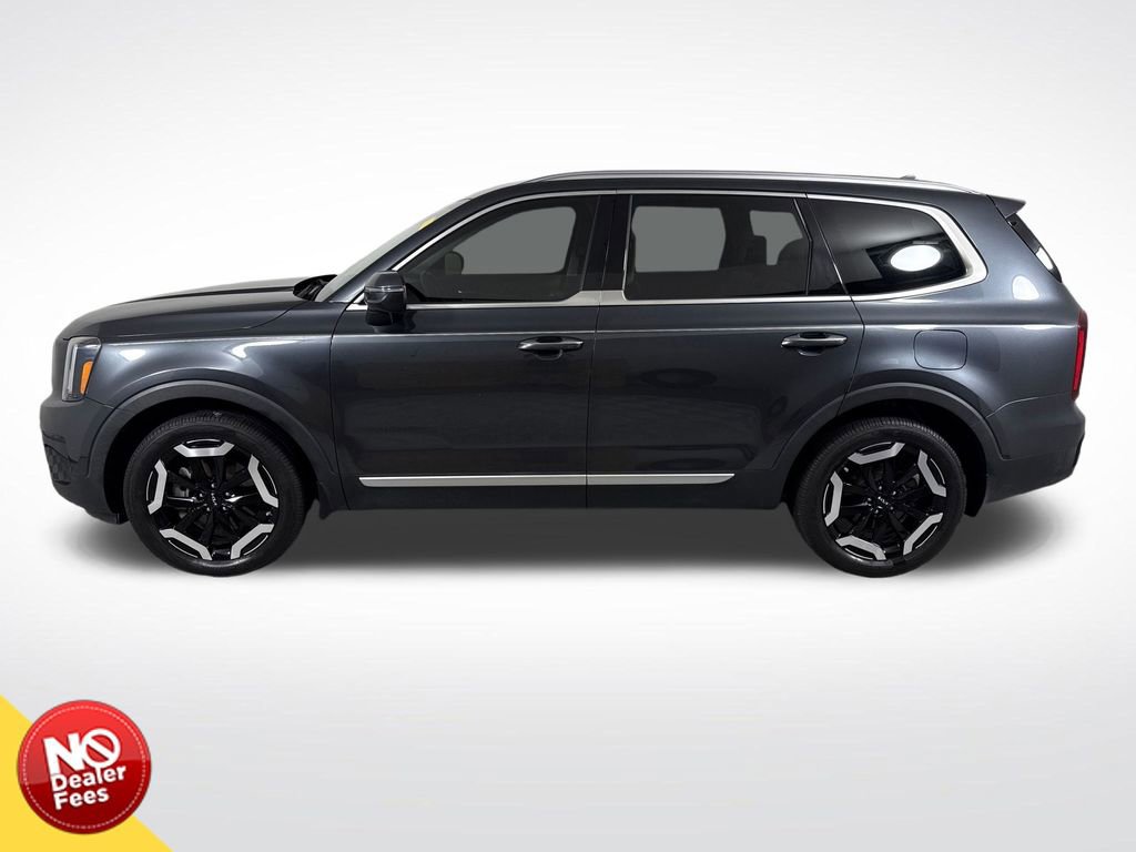Used 2023 Kia Telluride S FWD image 7