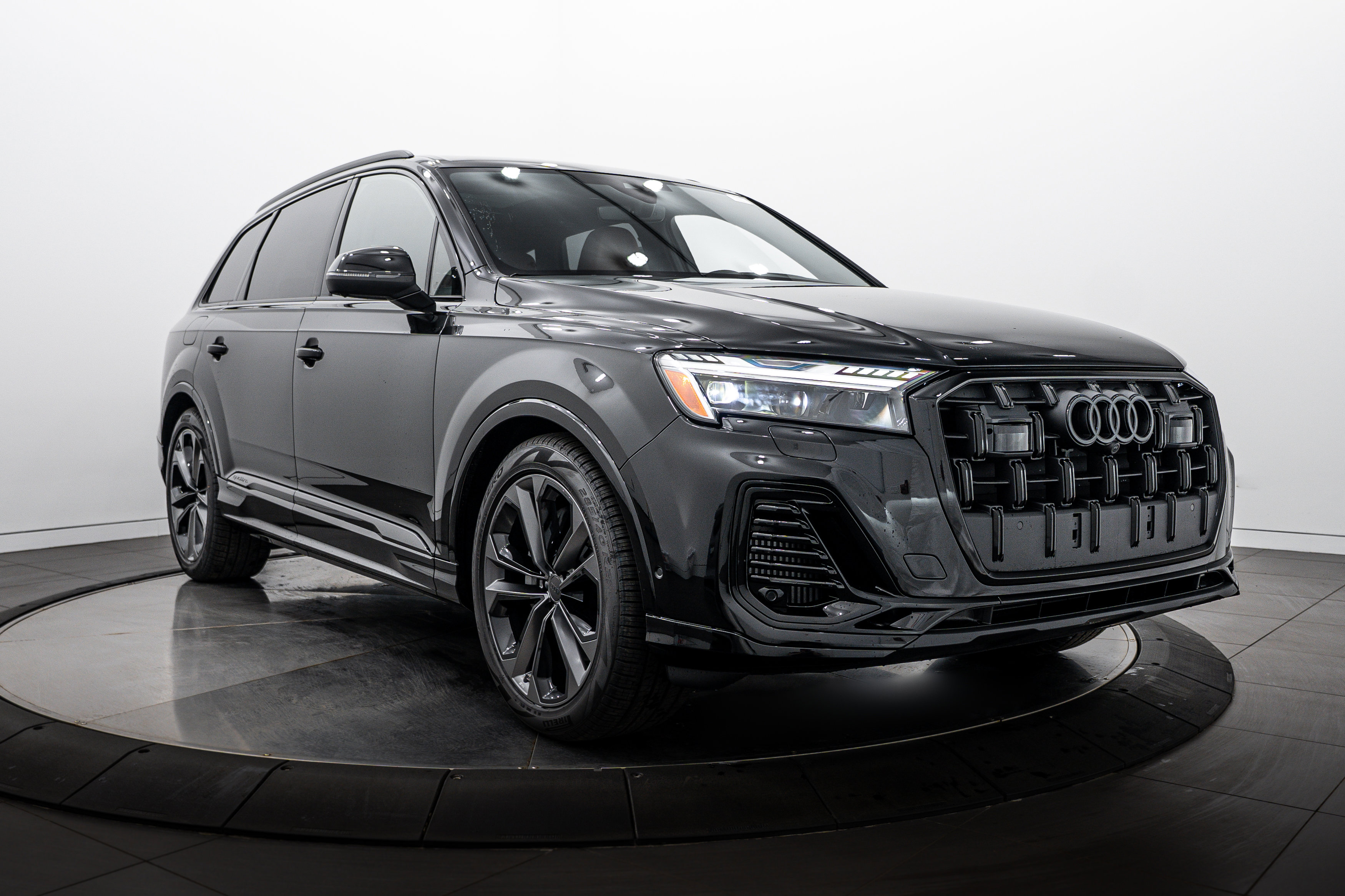 New 2026 Audi Q7 3.0T Prestige image 2