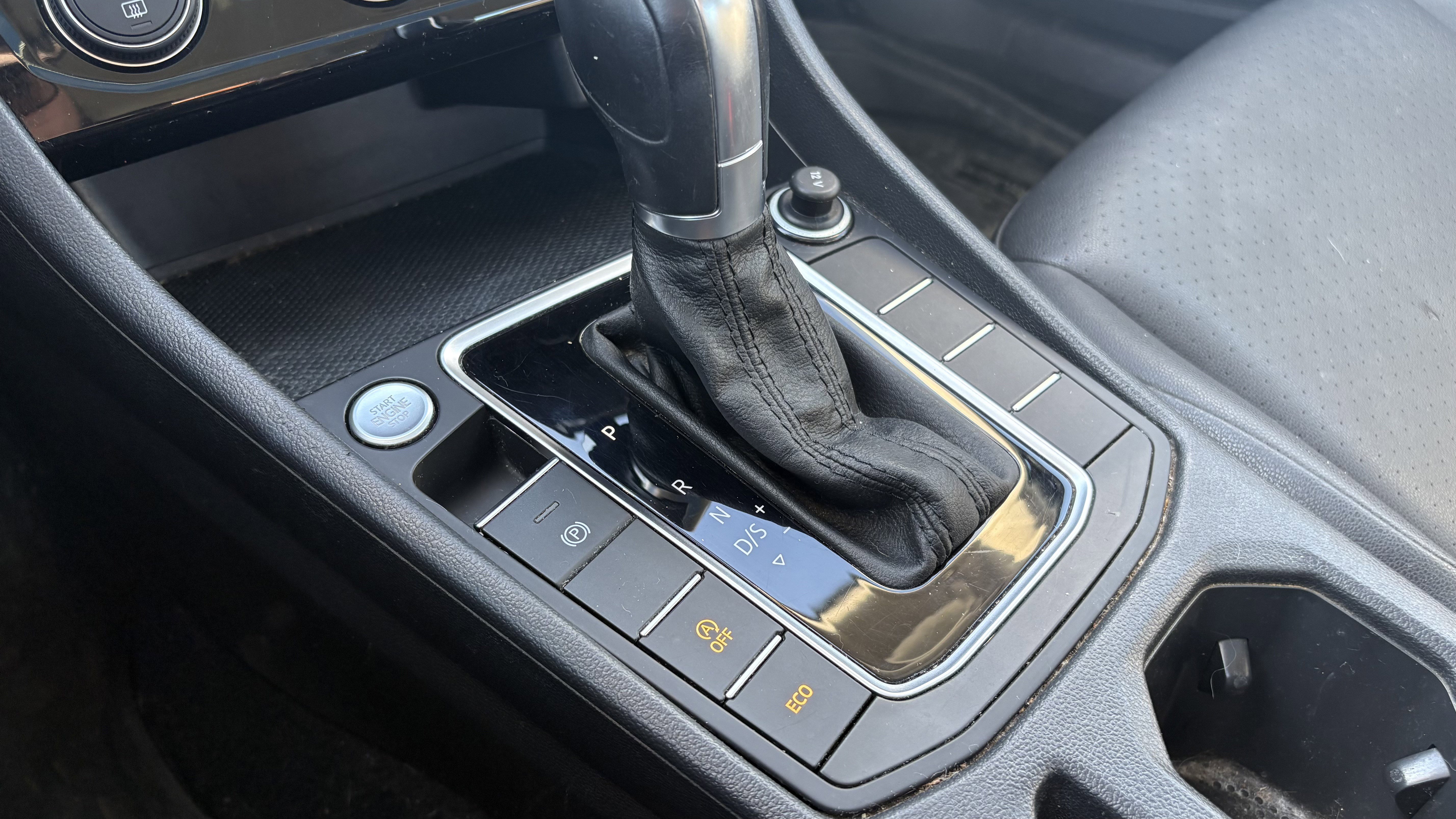 Used 2019 Volkswagen Jetta SE image 27