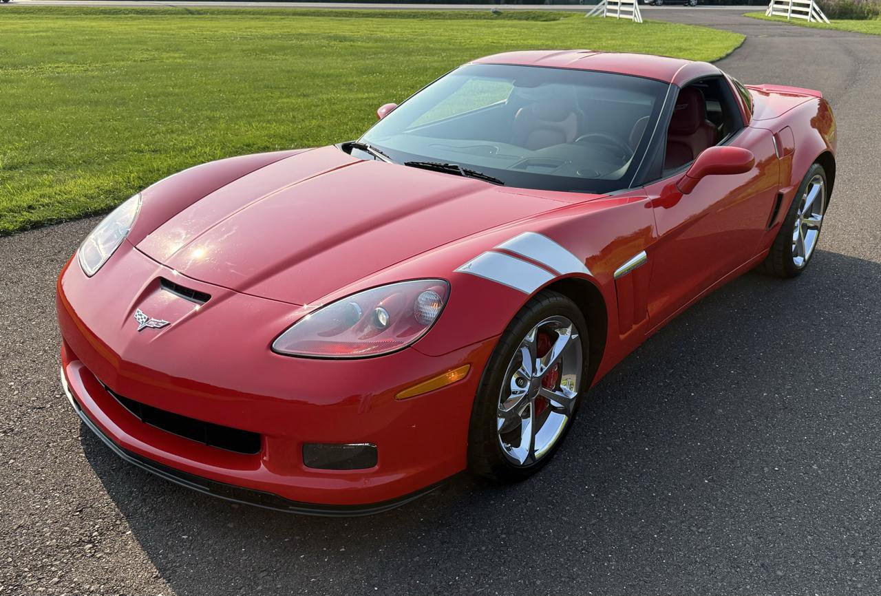 Used 2013 Chevrolet Corvette Grand Sport w/ 2LT Preferred Equipment Group RWD image 7