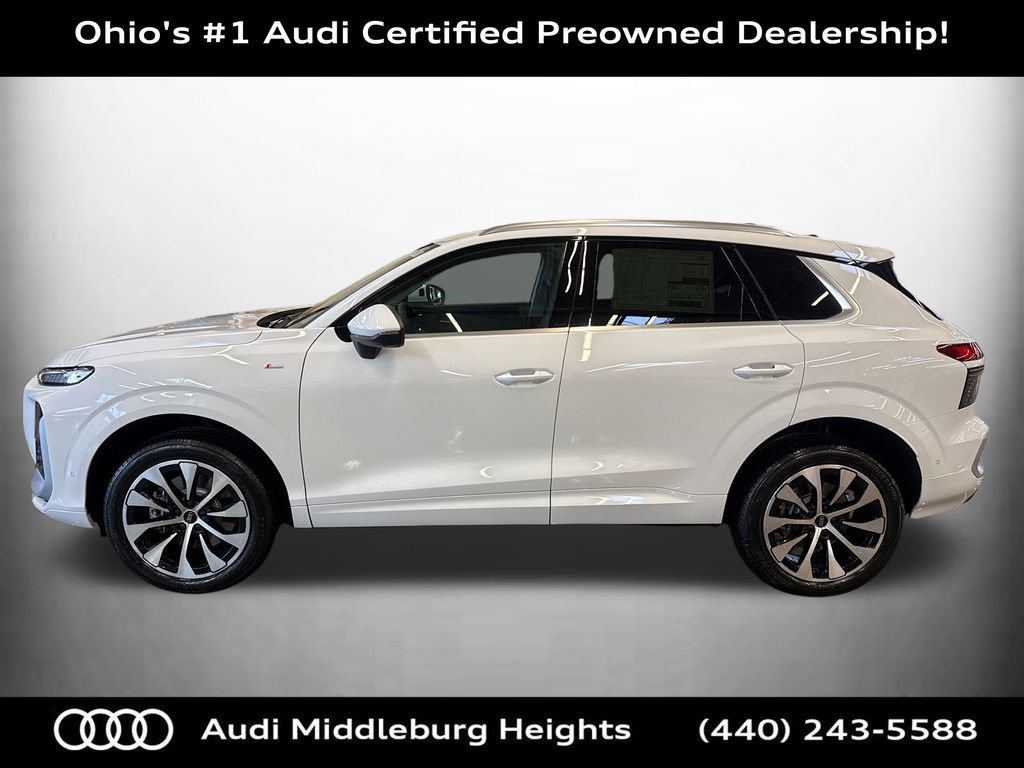 Certified 2026 Audi Q3 quattro 2.0T AWD/4WD image 6