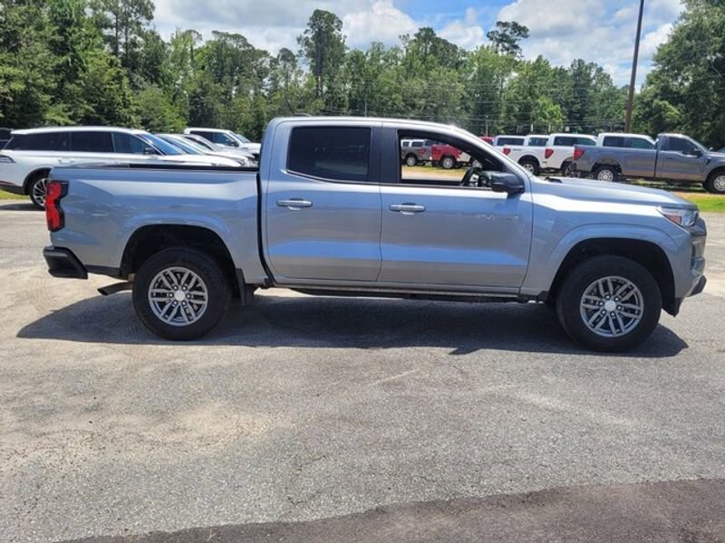 Used 2023 Chevrolet Colorado LT w/ LT Convenience Package II image 12