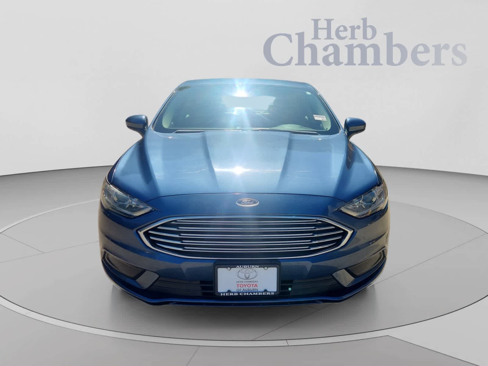 Used 2018 Ford Fusion S FWD image 2