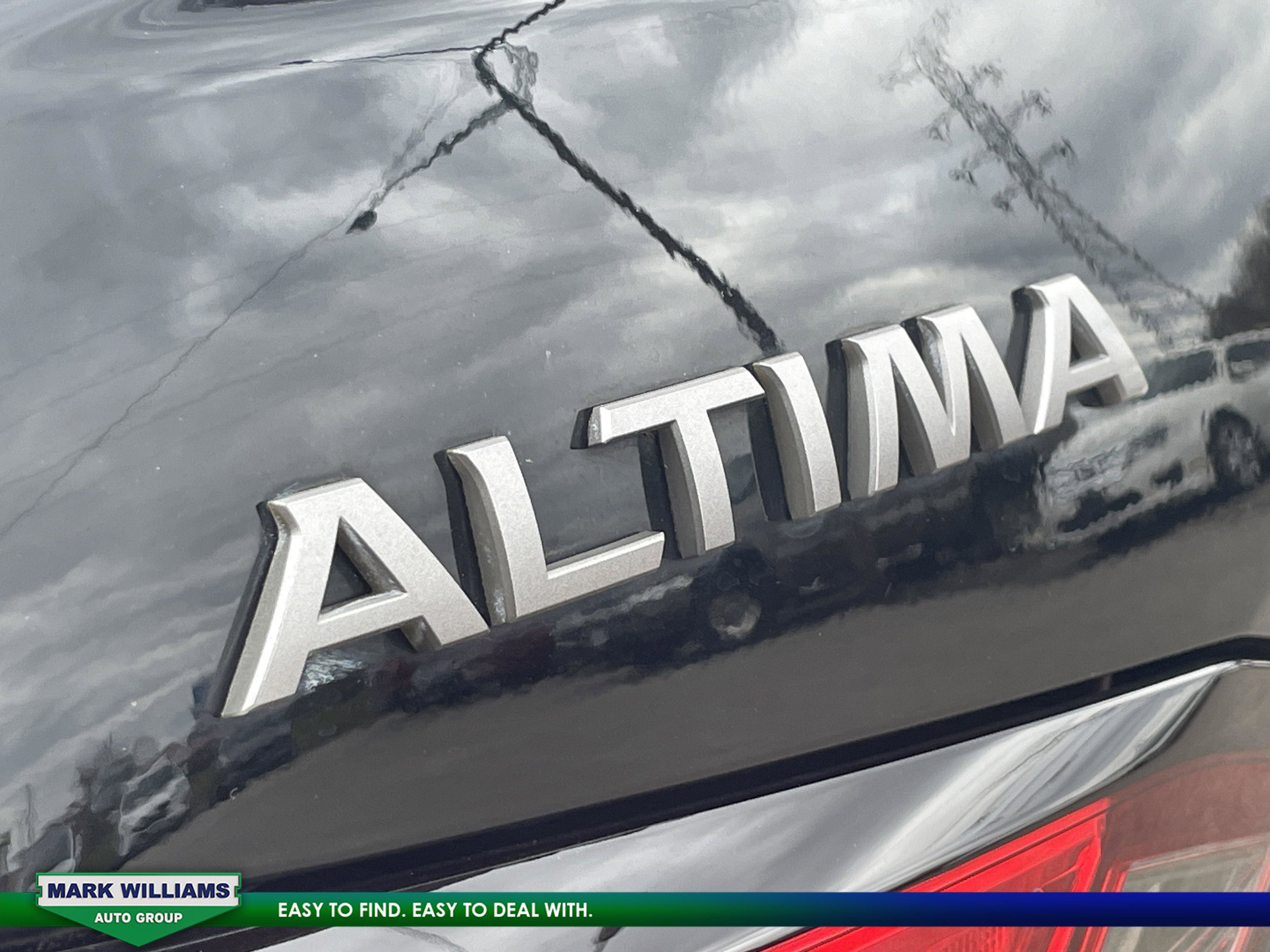 Used 2023 Nissan Altima 2.5 SV image 10