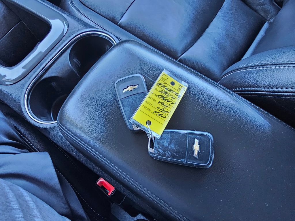 Used 2014 Chevrolet Volt Premium w/ Premium Trim Package FWD image 25