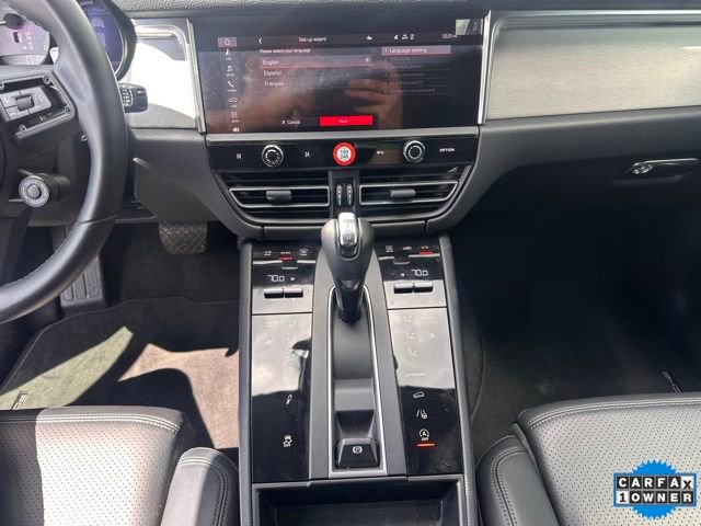 Used 2023 Porsche Macan S w/ Premium Package image 16