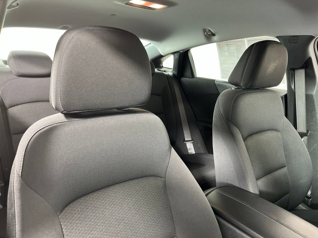 Certified 2025 Chevrolet Malibu LT FWD image 6
