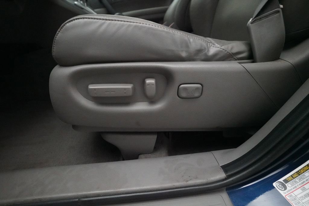 Used 2011 Honda CR-V EX-L image 27