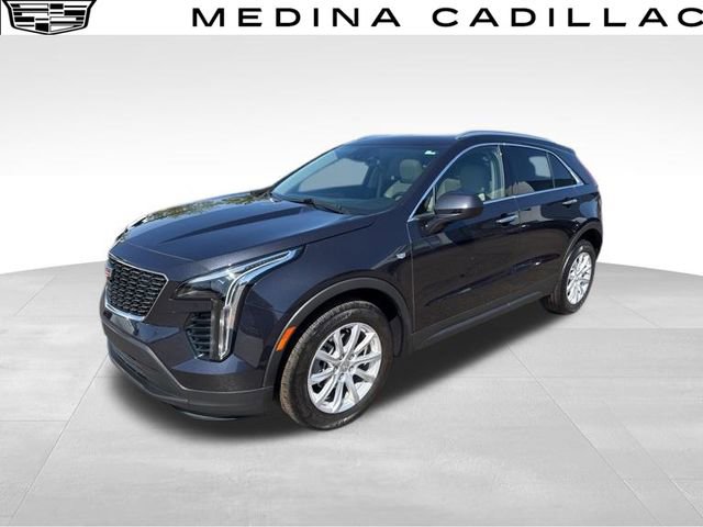 Certified 2023 Cadillac XT4 Luxury w/ Cold Weather Package AWD/4WD image 1