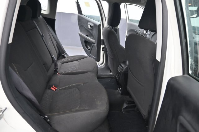 Used 2021 Jeep Compass Sport AWD/4WD image 16