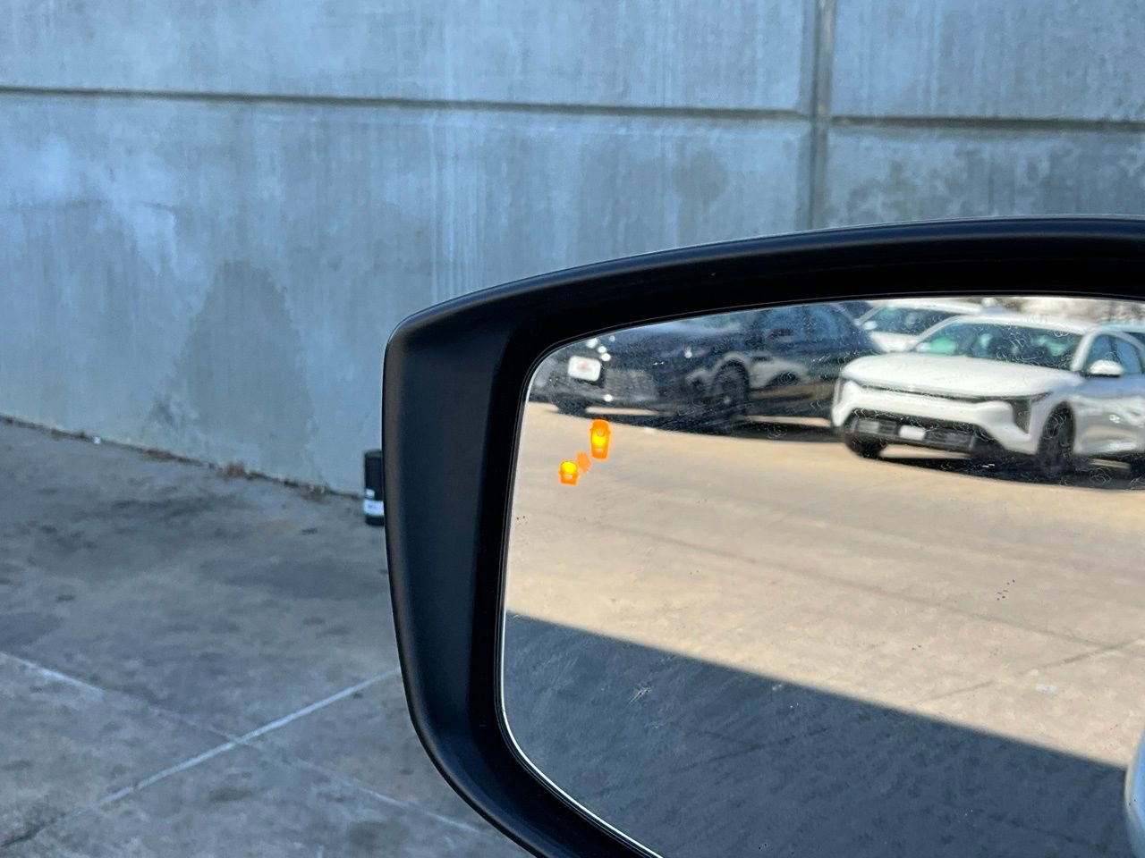 Used 2025 Nissan Versa SV image 19