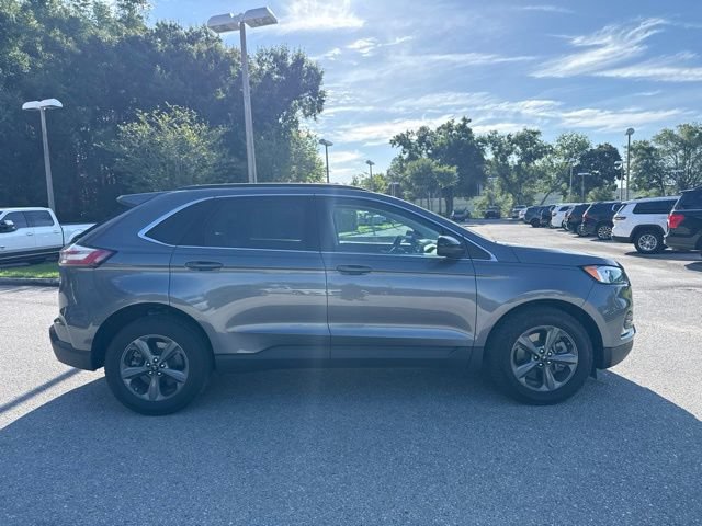 Used 2022 Ford Edge SEL w/ Sport Appearance Package AWD/4WD image 8