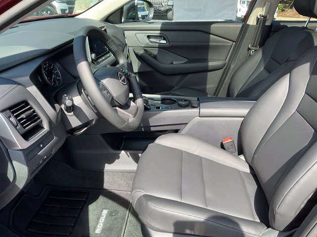 New 2026 Nissan Rogue Dark Armor AWD/4WD image 9
