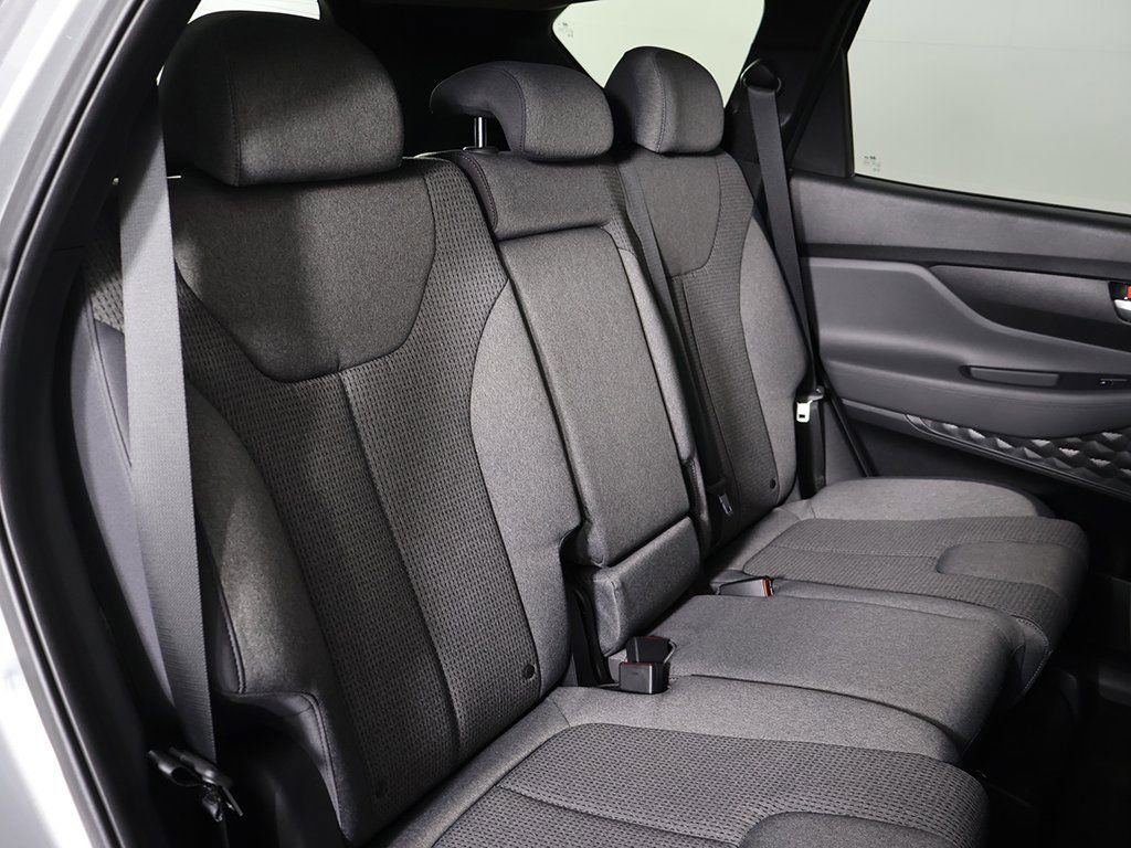 Used 2023 Hyundai Santa Fe SEL image 30