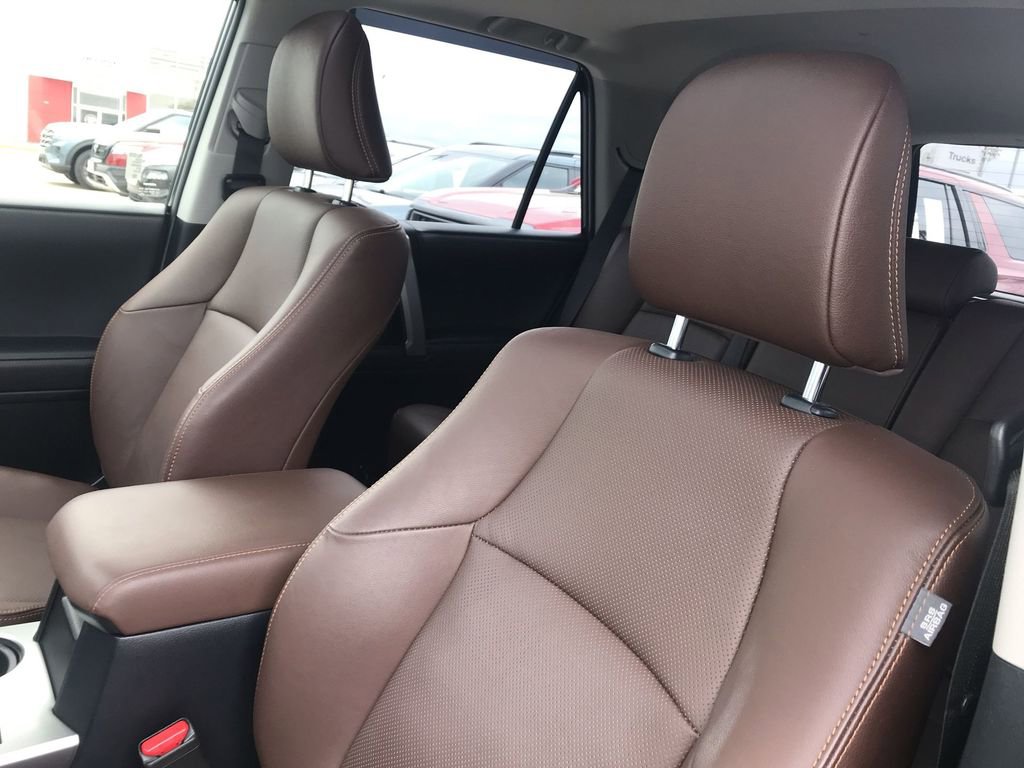 Used 2023 Toyota 4Runner Limited image 11