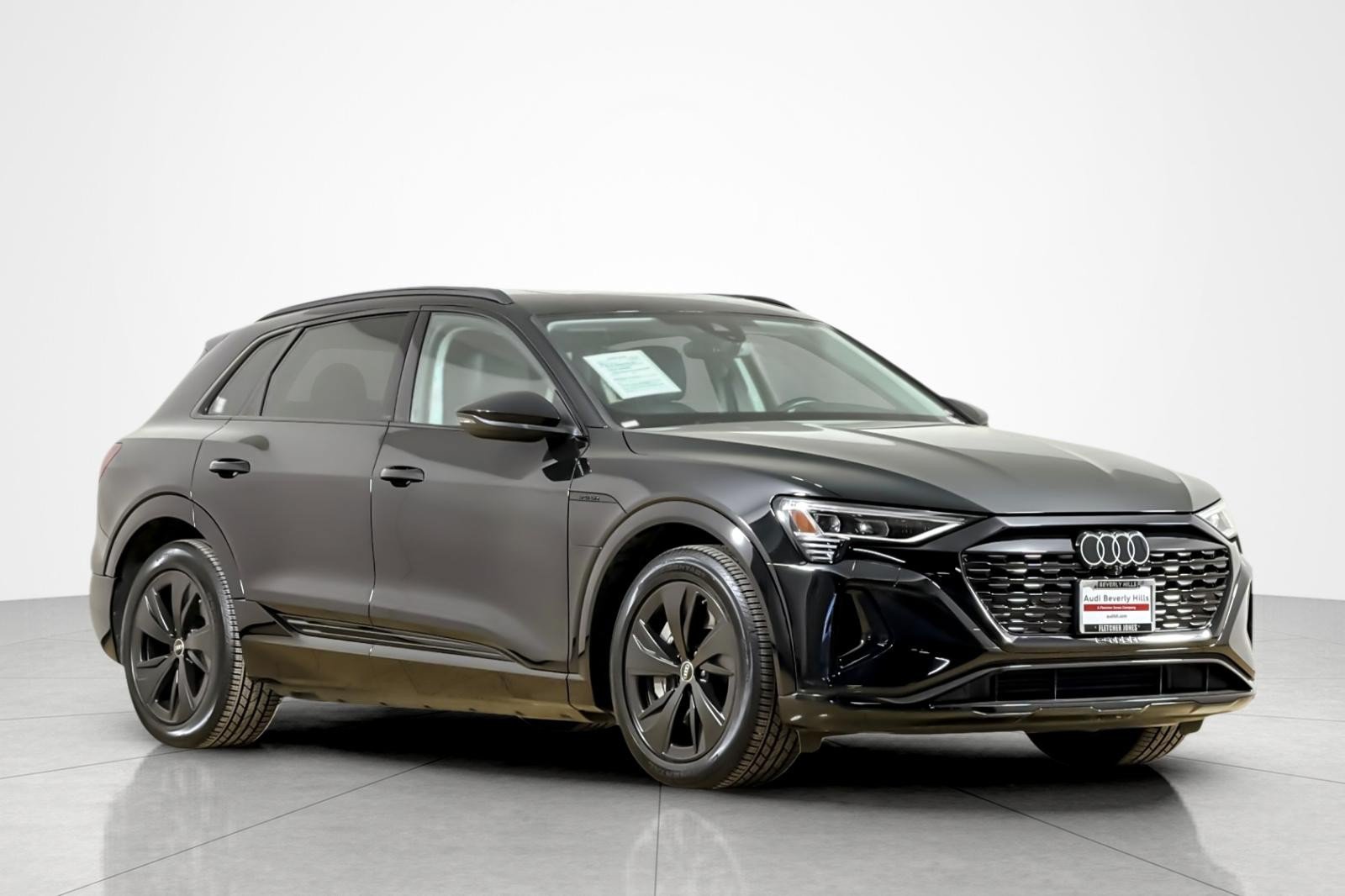 Used 2024 Audi Q8 e-tron Premium AWD/4WD image 7