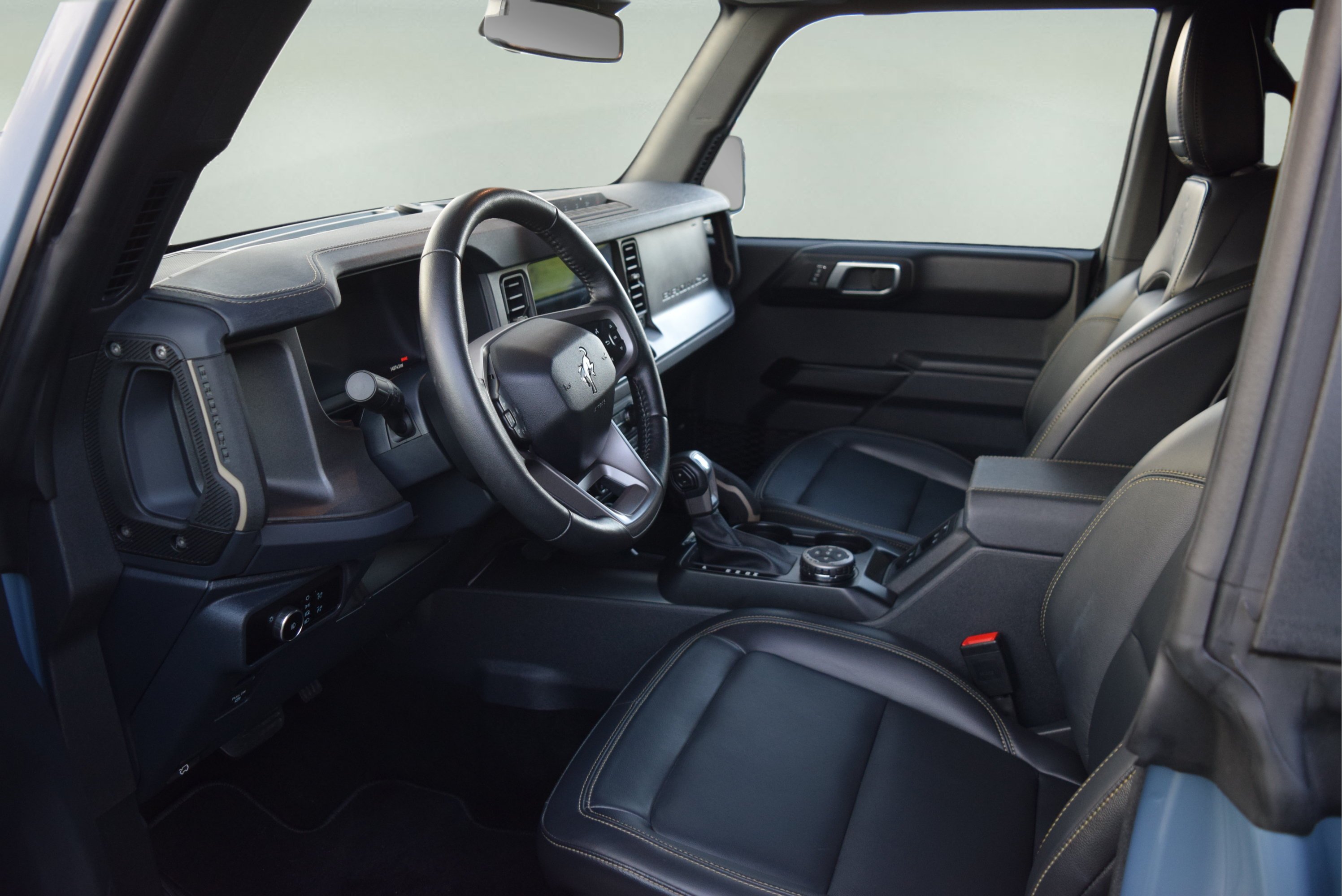 Used 2025 Ford Bronco Badlands AWD/4WD image 8