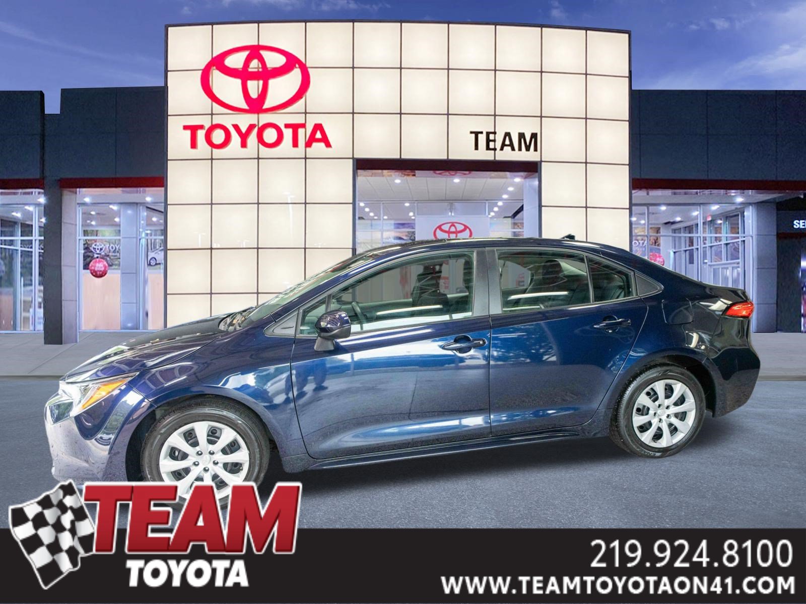 Used 2024 Toyota Corolla LE FWD image 1