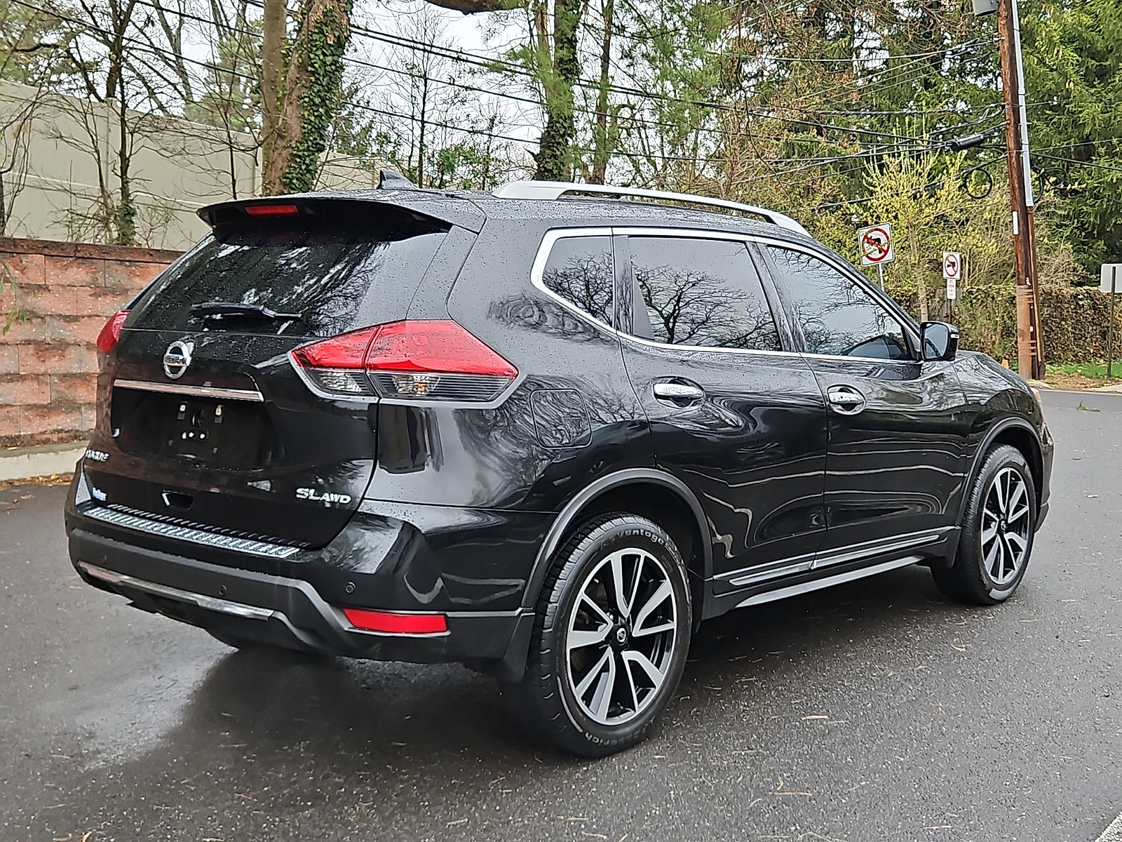 Certified 2020 Nissan Rogue SL w/ Premium Package AWD/4WD image 6